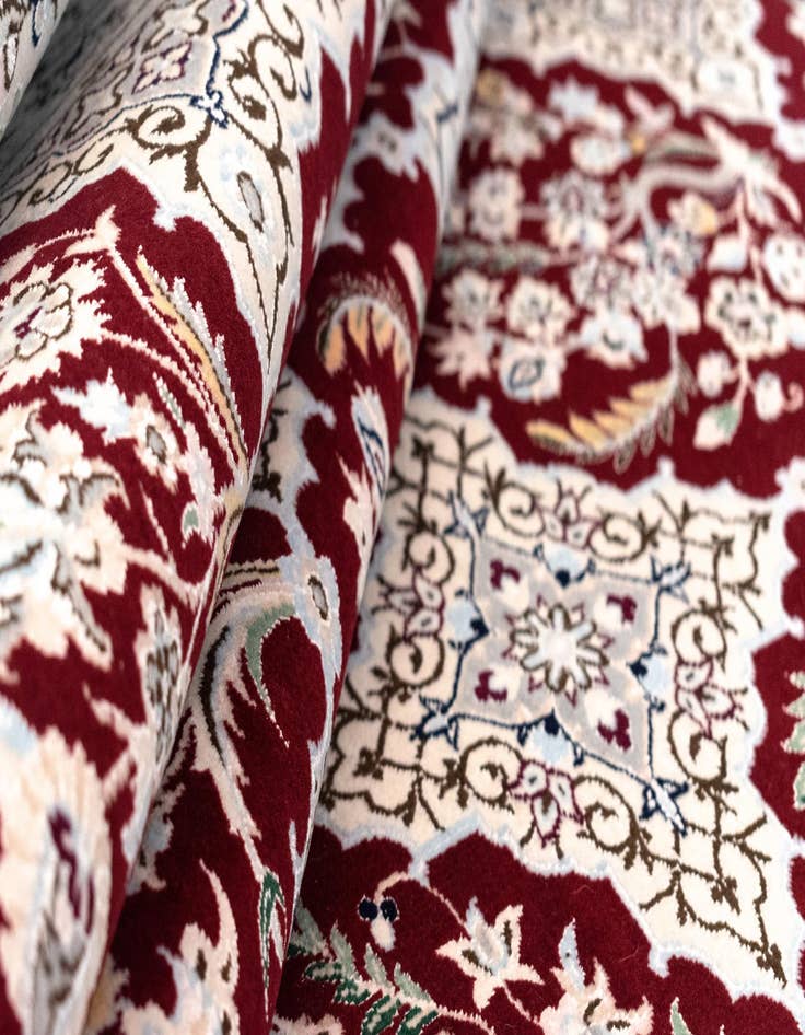 Detail image of 6' 9 x 10' 1 Nain Rug