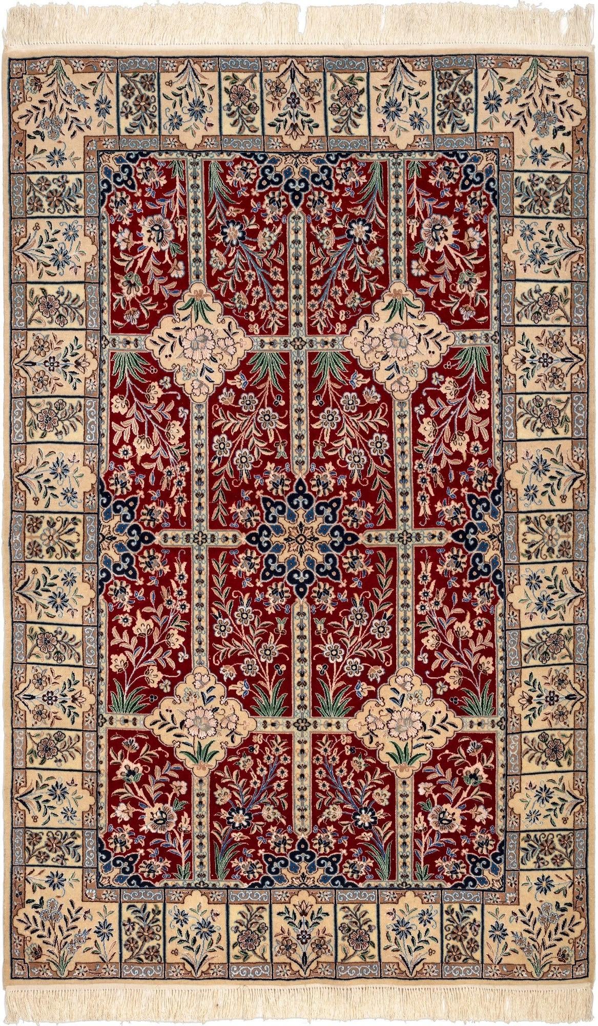 4' 2 x 6' 7 Nain Rug