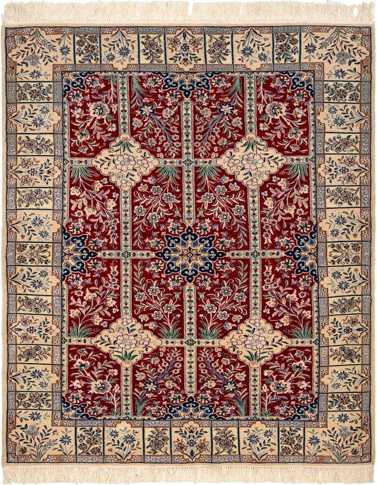 Detail image of 4' 2 x 6' 7 Nain Rug