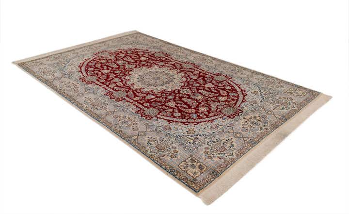 5' 7 x 8' 8 Nain Rug
