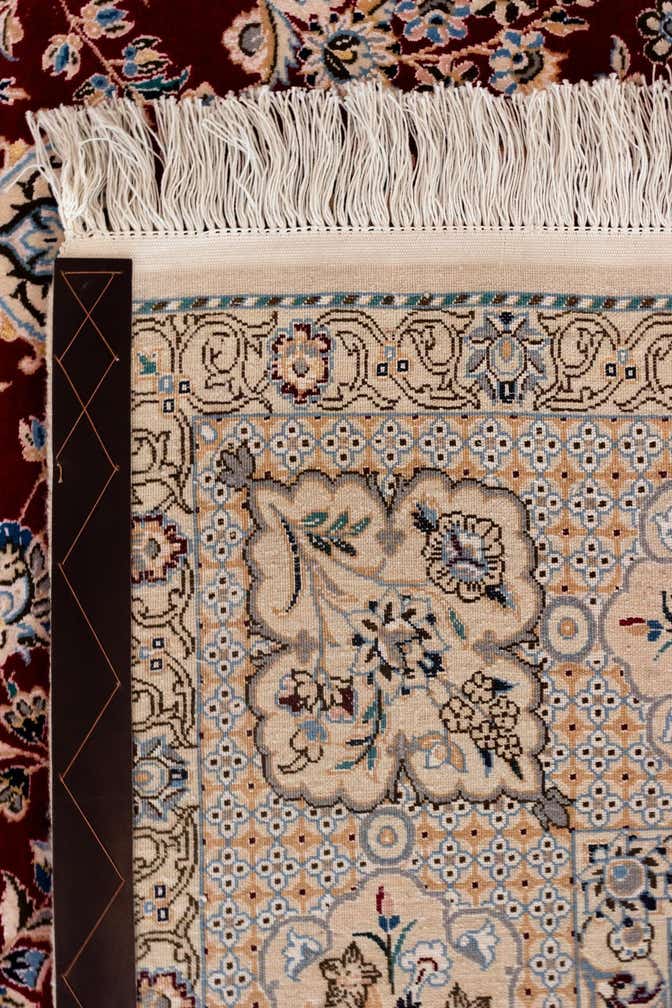 5' 7 x 8' 8 Nain Rug