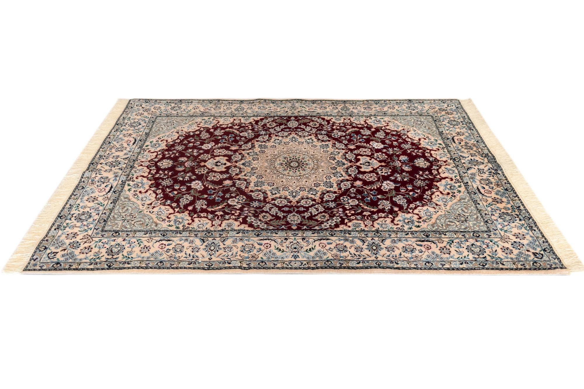 4' 4 x 6' 2 Nain Rug
