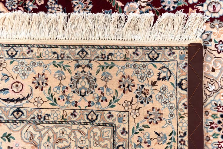 Detail image of 4' 4 x 6' 2 Nain Rug