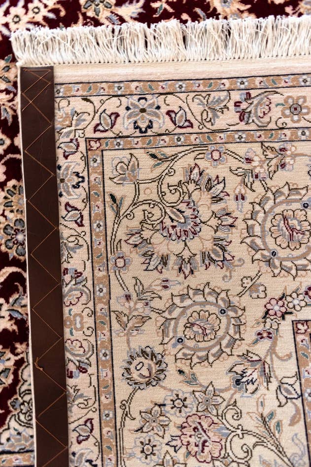 Detail image of 7' 9 x 10' 6 Nain Rug