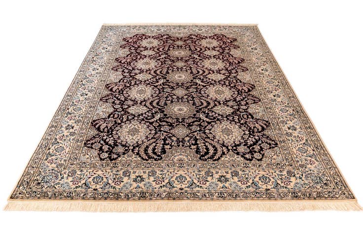 Detail image of 6' 10 x 10' Nain Rug