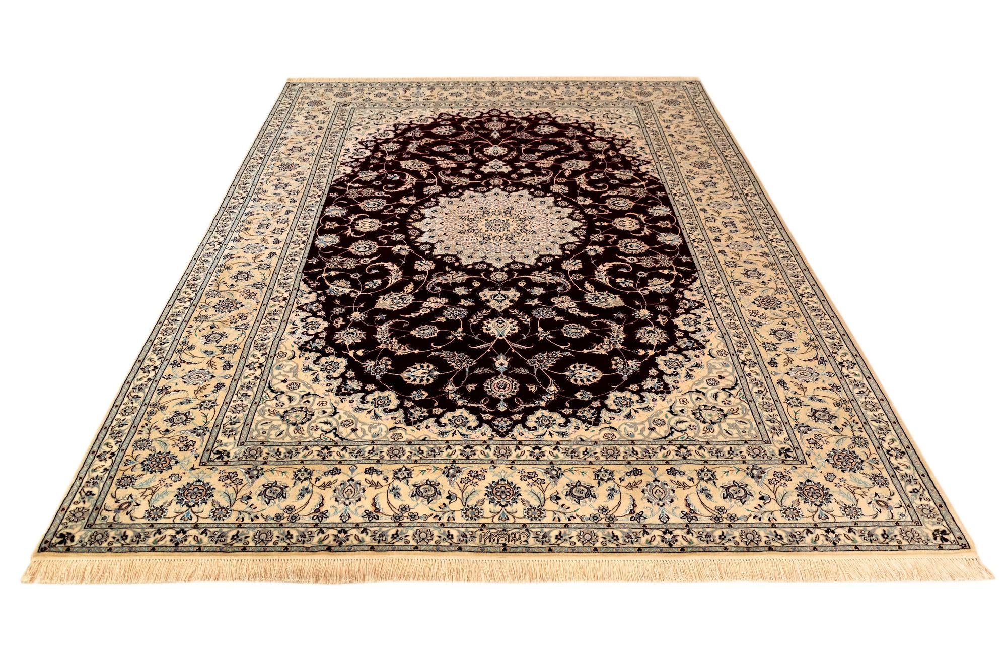 6' 10 x 9' 10 Nain Rug
