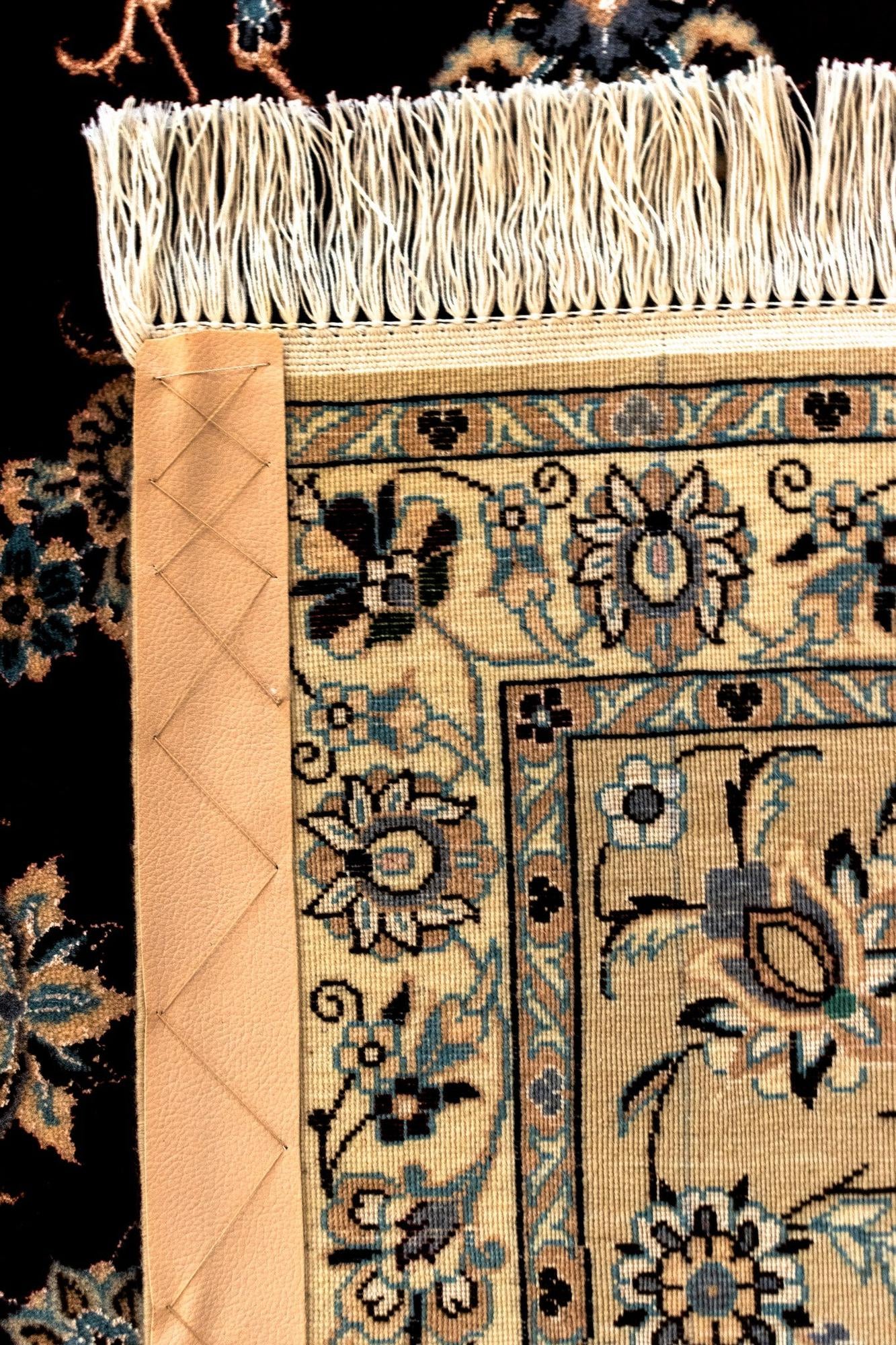 6' 10 x 9' 10 Nain Rug