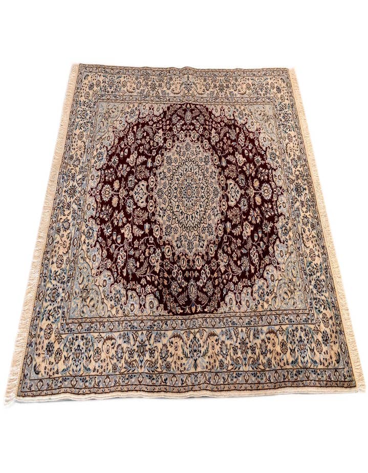 Detail image of 4' 1 x 6' Nain Rug