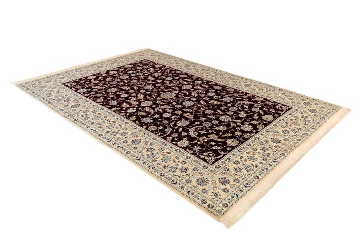 Detail image of 6' 9 x 10' 2 Nain Rug