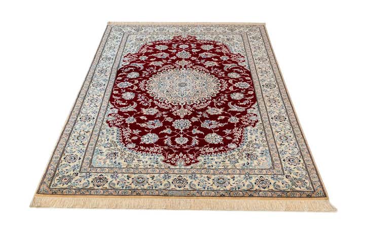 4' 2 x 6' 8 Nain Rug