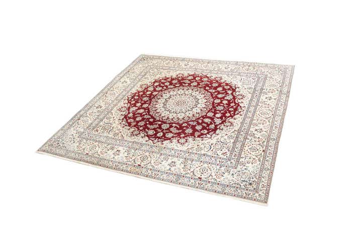 6' 7 x 6' 7 Hand Knotted Nain Rug