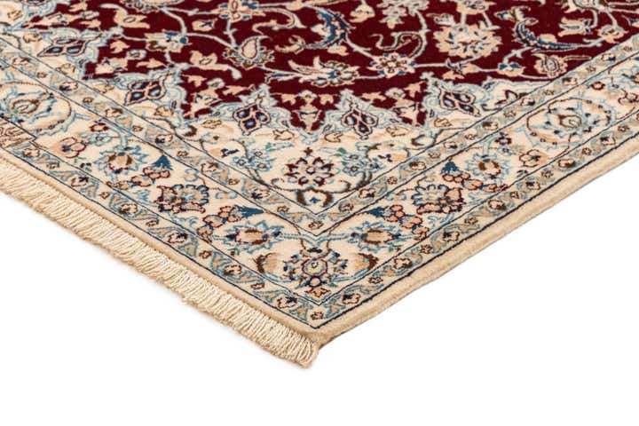 2' 8 x 3' 10 Hand Knotted Nain Rug