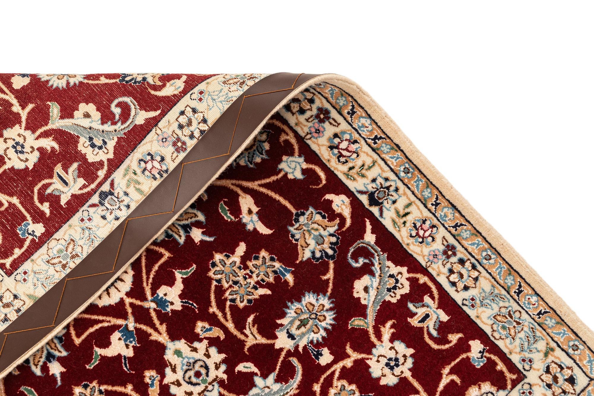 2' x 3' Hand Knotted Nain Rug