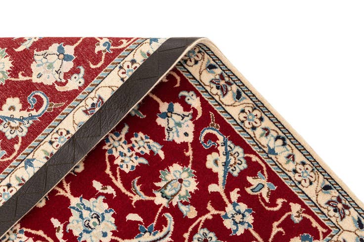 Detail image of 2' x 2' 11 Hand Knotted Nain Rug