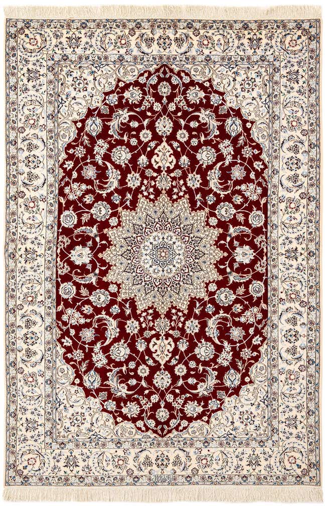 5' x 7' 5 Hand Knotted Nain Rug