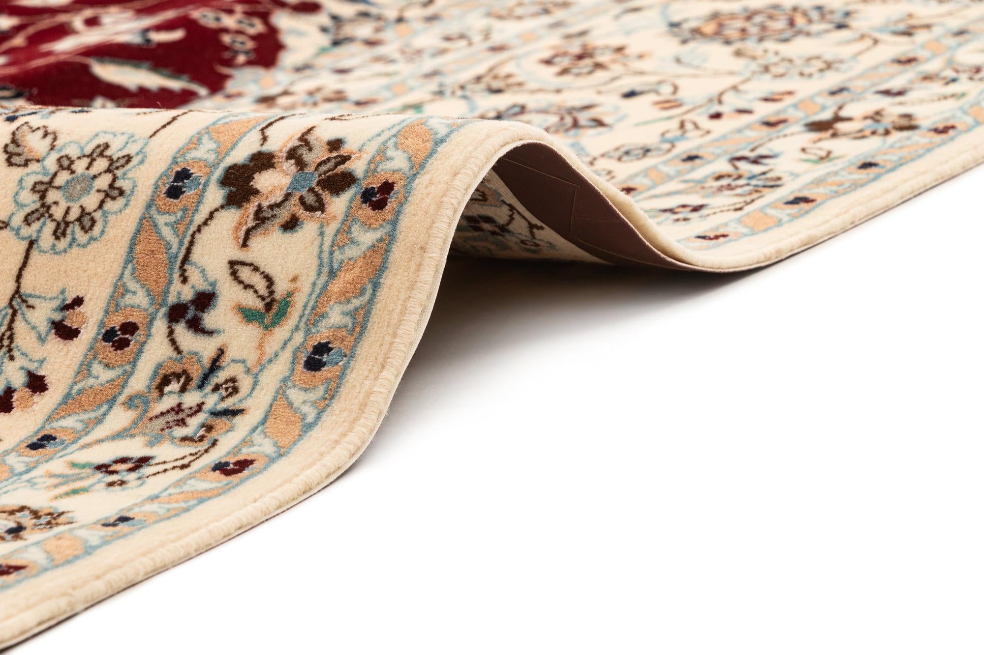6' 9 x 8' 7 Nain Rug