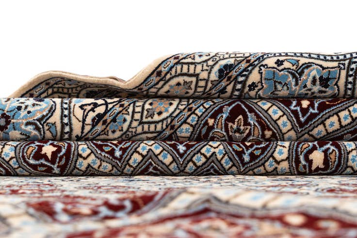 Detail image of 6' 10 x 9' 10 Nain Rug