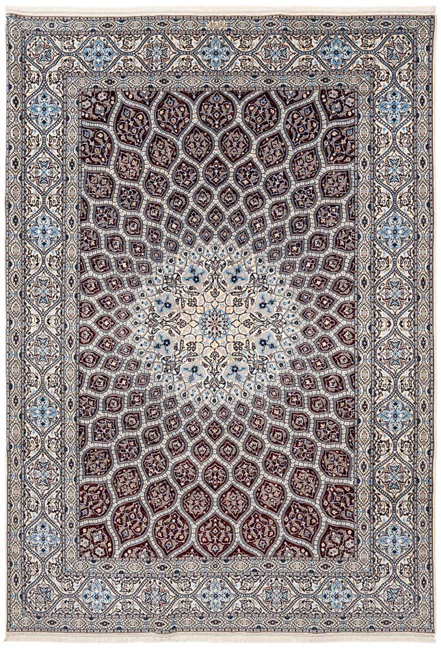 Detail image of 6' 10 x 9' 10 Nain Rug