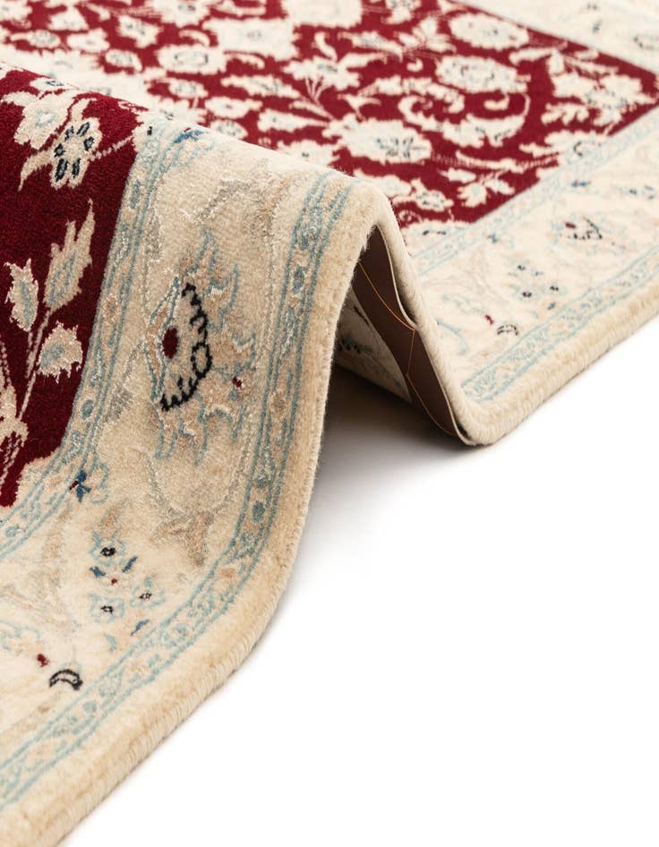 Detail image of 3' 3 x 4' 11 Nain Rug