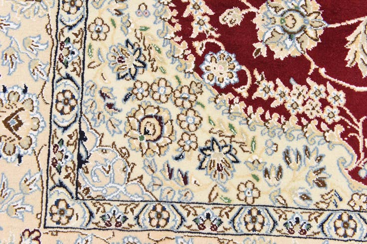Detail image of 5' x 7' 11 Hand Knotted Nain Persian Rug