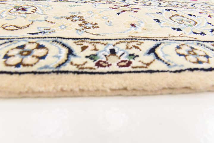 5' x 7' 11 Hand Knotted Nain Persian Rug