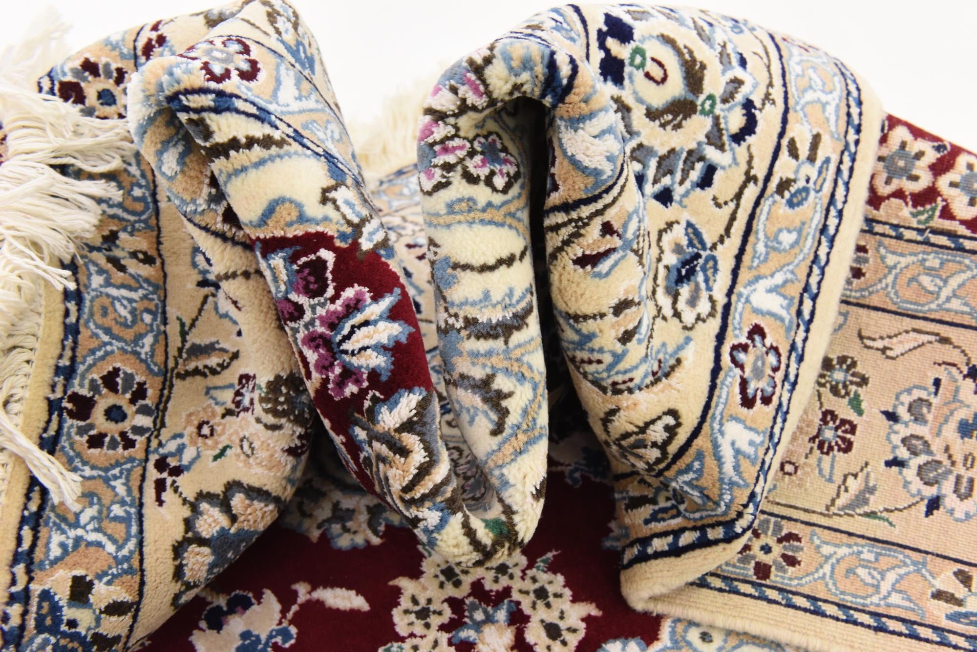 5' 1 x 8' 3 Hand Knotted Nain Persian Rug