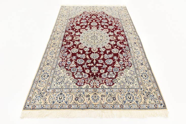 Detail image of 5' 1 x 8' 3 Hand Knotted Nain Persian Rug