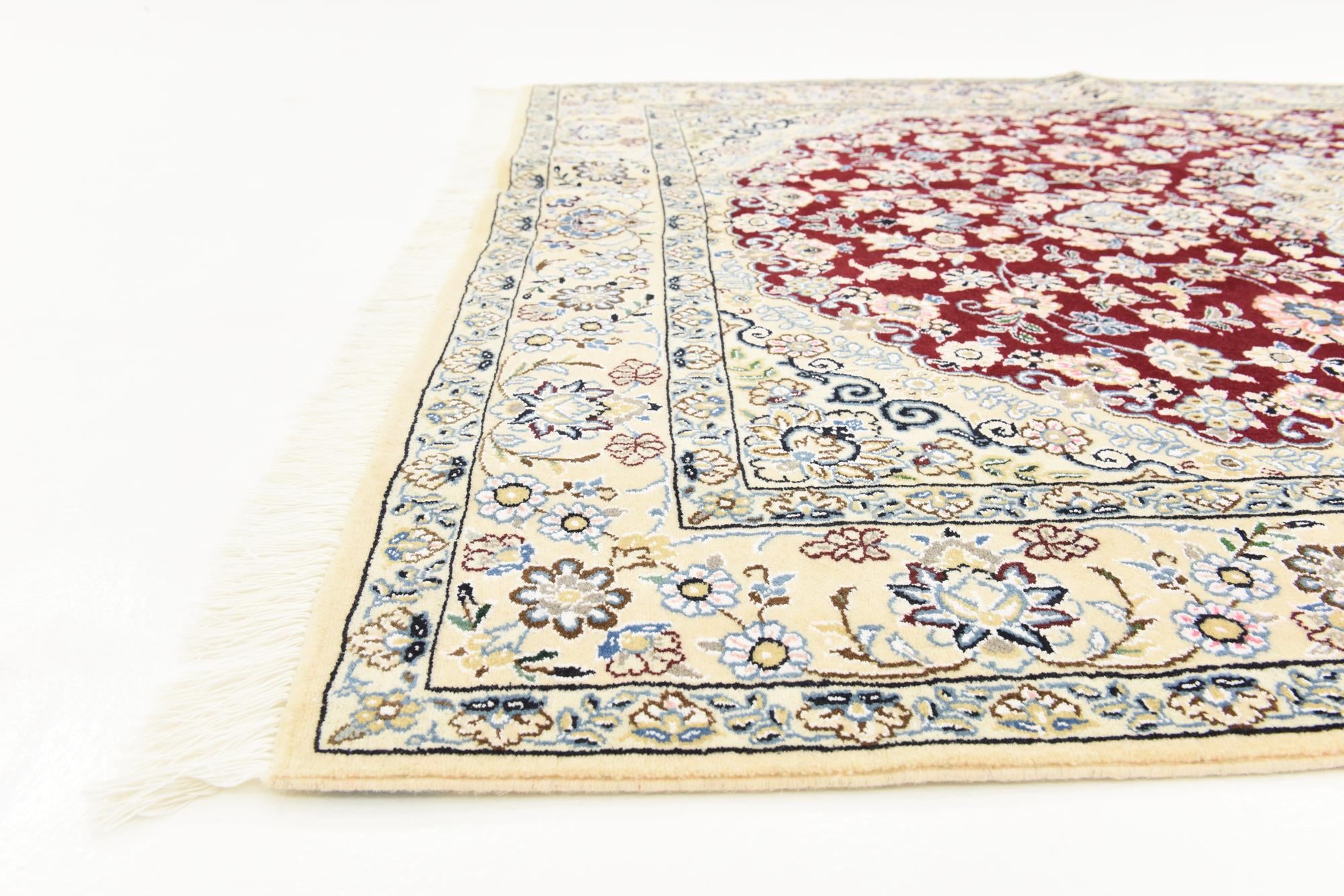 4' 10 x 6' 10 Hand Knotted Nain Persian Rug
