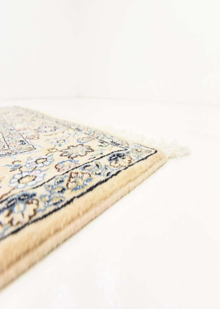 4' 10 x 6' 10 Hand Knotted Nain Persian Rug