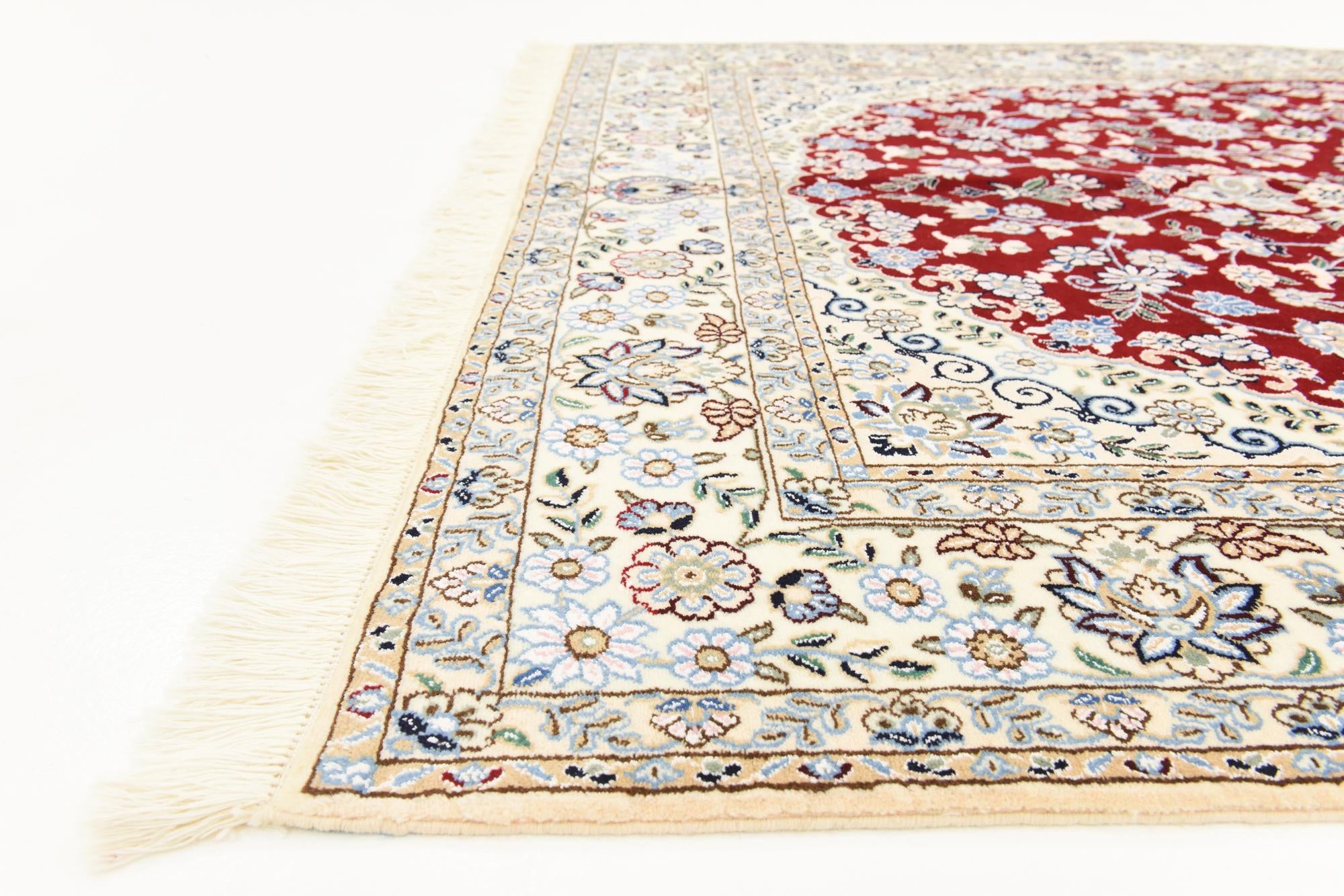 4' 11 x 8' Hand Knotted Nain Persian Rug