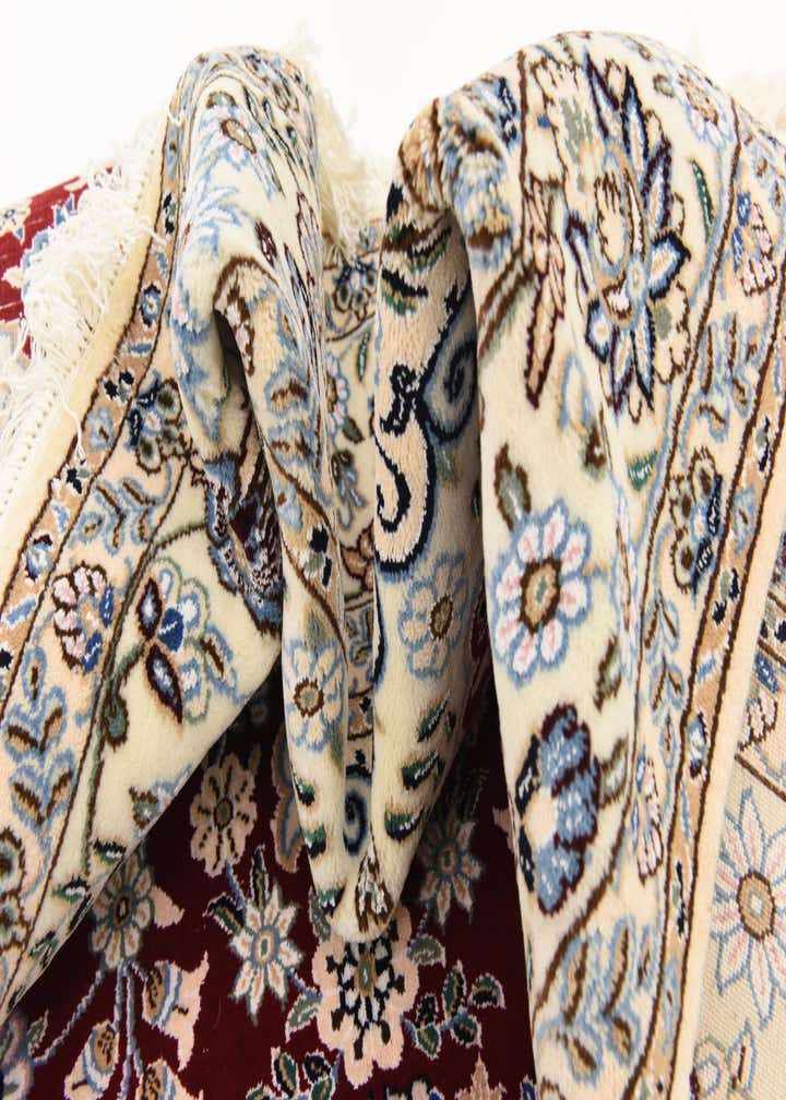 4' 11 x 8' Hand Knotted Nain Persian Rug