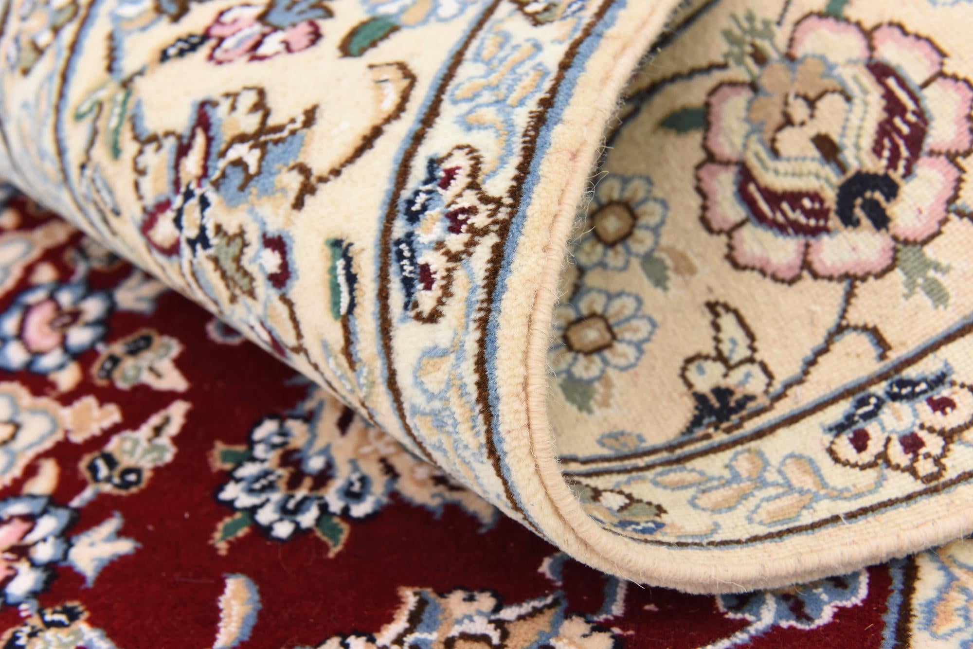 4' 10 x 8' Hand Knotted Nain Persian Rug