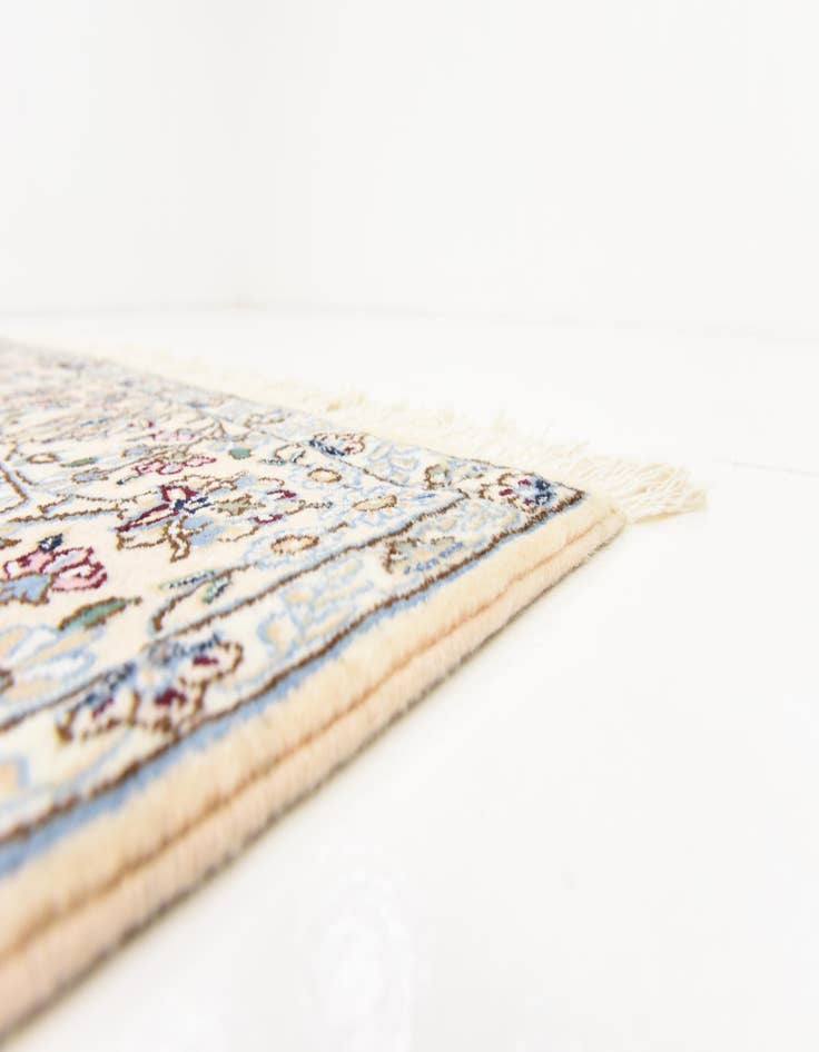 Detail image of 4' 10 x 8' Hand Knotted Nain Persian Rug