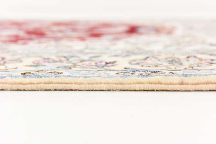 4' 10 x 8' Hand Knotted Nain Persian Rug