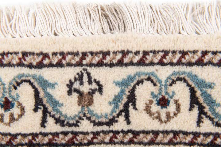 2' 10 x 4' 10 Hand Knotted Nain Persian Wool Rug