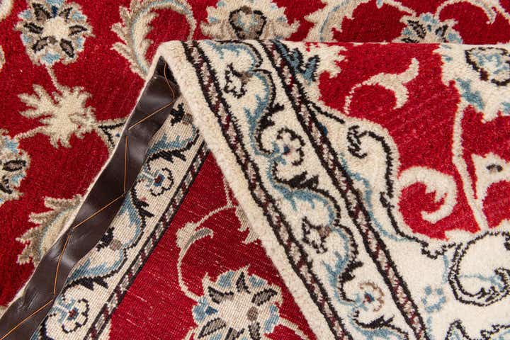2' 10 x 4' 10 Hand Knotted Nain Persian Wool Rug