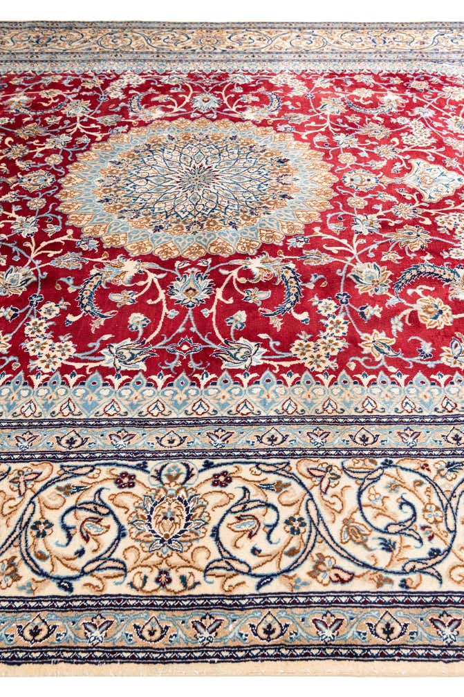9' 7 x 13' Hand Knotted Nain Persian Rug