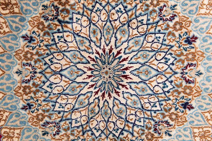 9' 7 x 13' Hand Knotted Nain Persian Rug