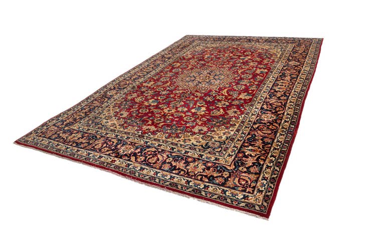 Detail image of 9' 10 x 15' 3 Najafabad Wool Rug