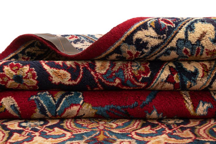 Detail image of 9' 10 x 15' 3 Najafabad Wool Rug