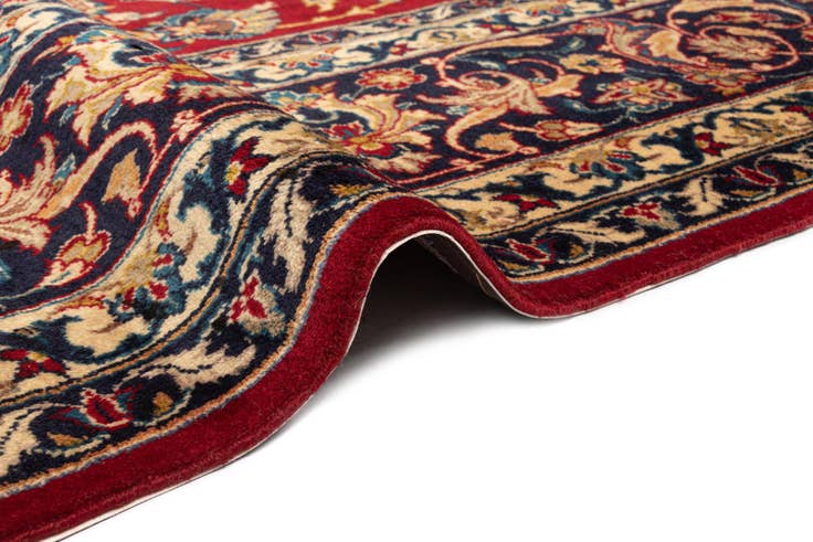 Detail image of 9' 10 x 15' 3 Najafabad Wool Rug