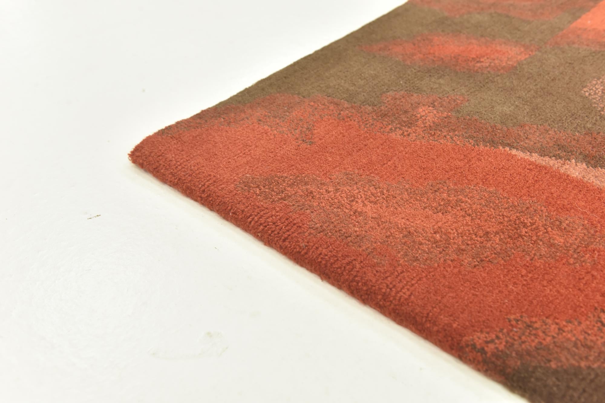 4' x 5' 10 Hand Knotted Nepal Wool Rug