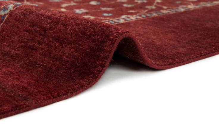 Detail image of 7' 4 x 10' 2 Hand Knotted Nila Wool Rug