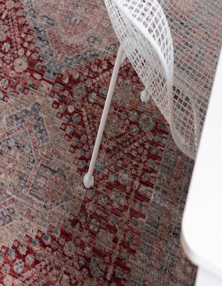 Detail image of 5' x 7' 10 Noble Rug