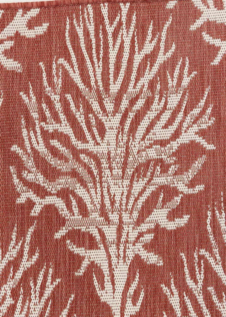5' 3 x 7' 8 Easy-Clean Botanical Indoor / Outdoor Rug