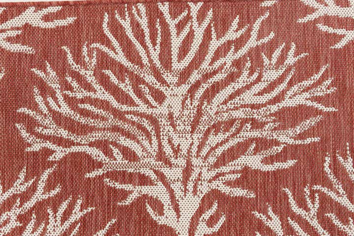 5' 3 x 7' 8 Easy-Clean Botanical Indoor / Outdoor Rug