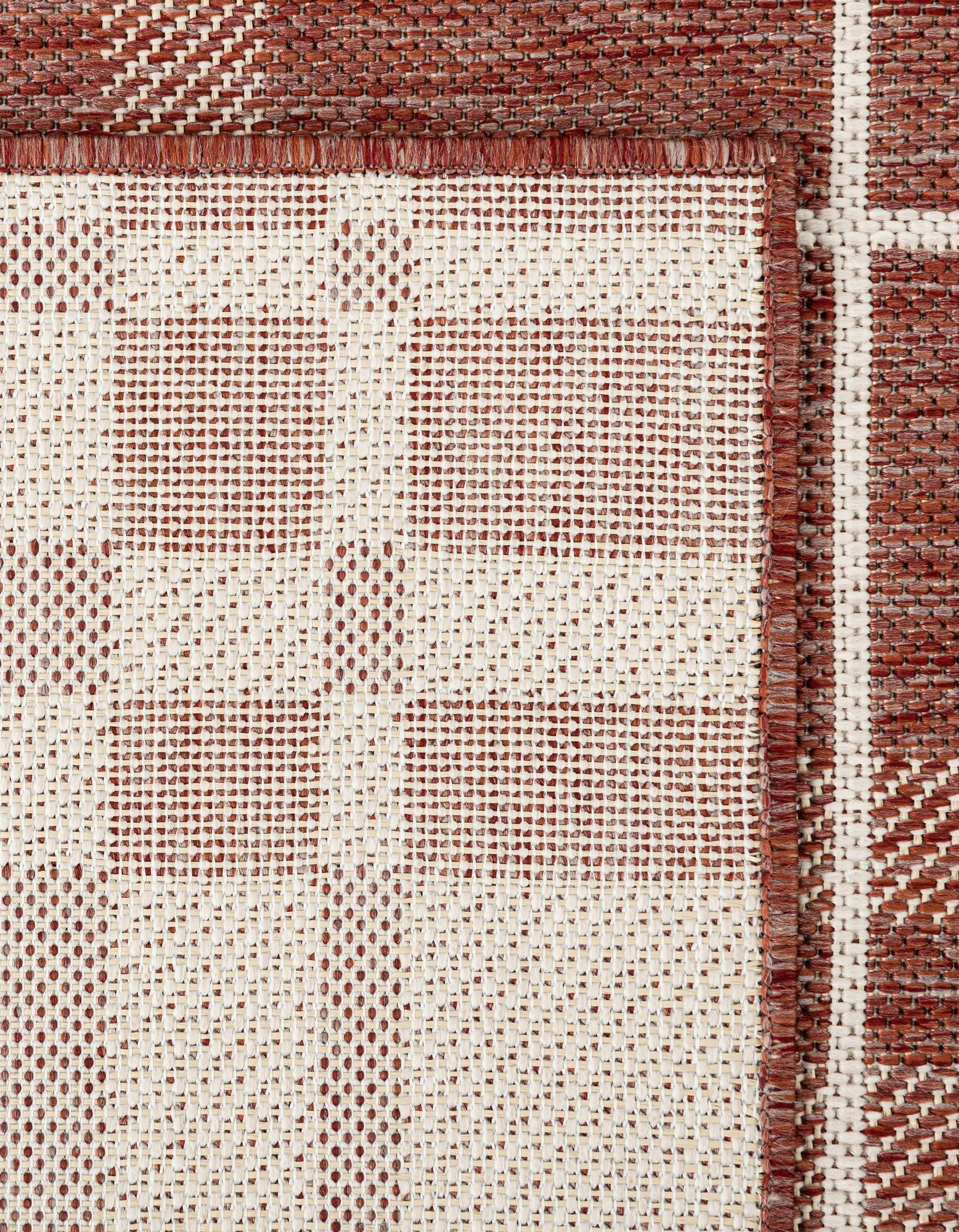 9' x 12' Easy-Clean Checkered Indoor / Outdoor Rug