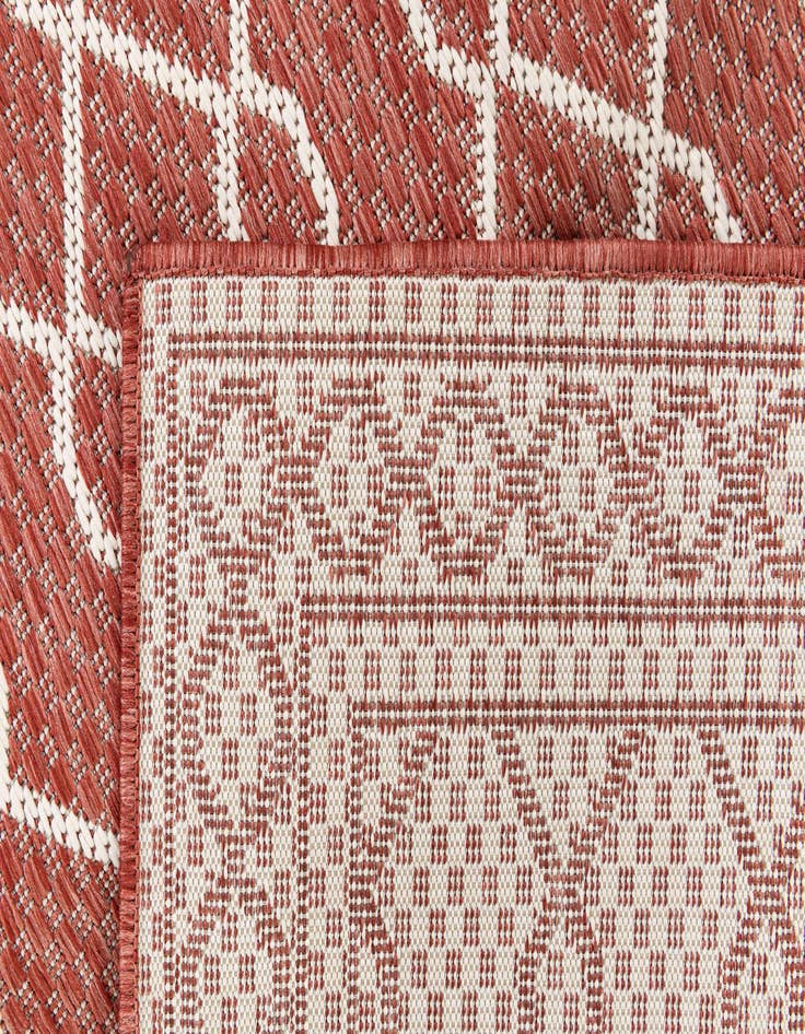 Detail image of 5' 3 x 7' 7  Washable Modern Indoor / Outdoor Rug