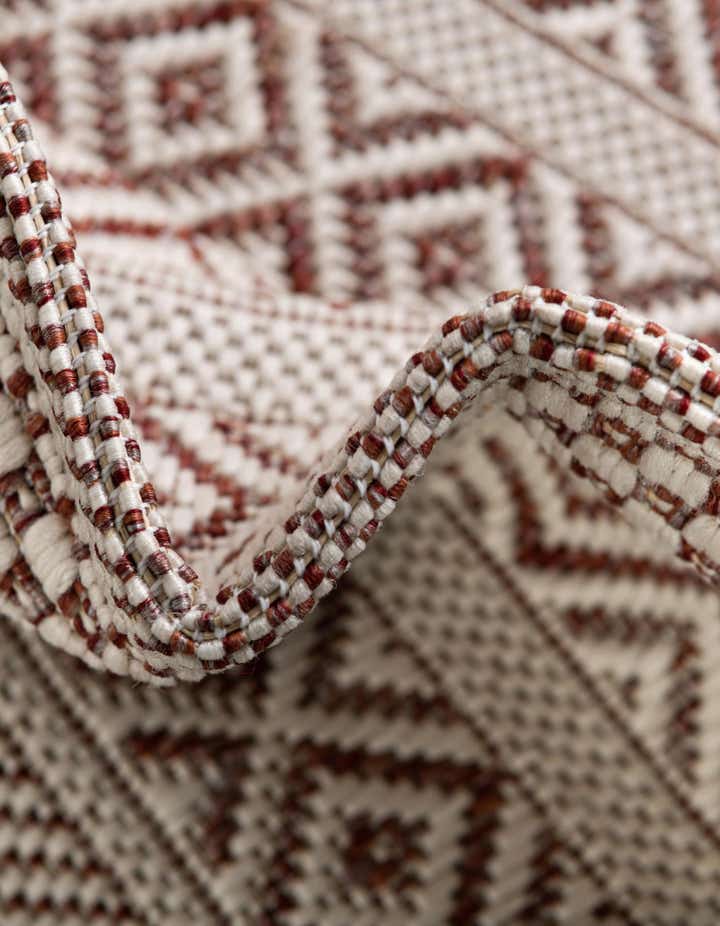 4' x 6' Easy-Clean Ribbon Indoor / Outdoor Rug