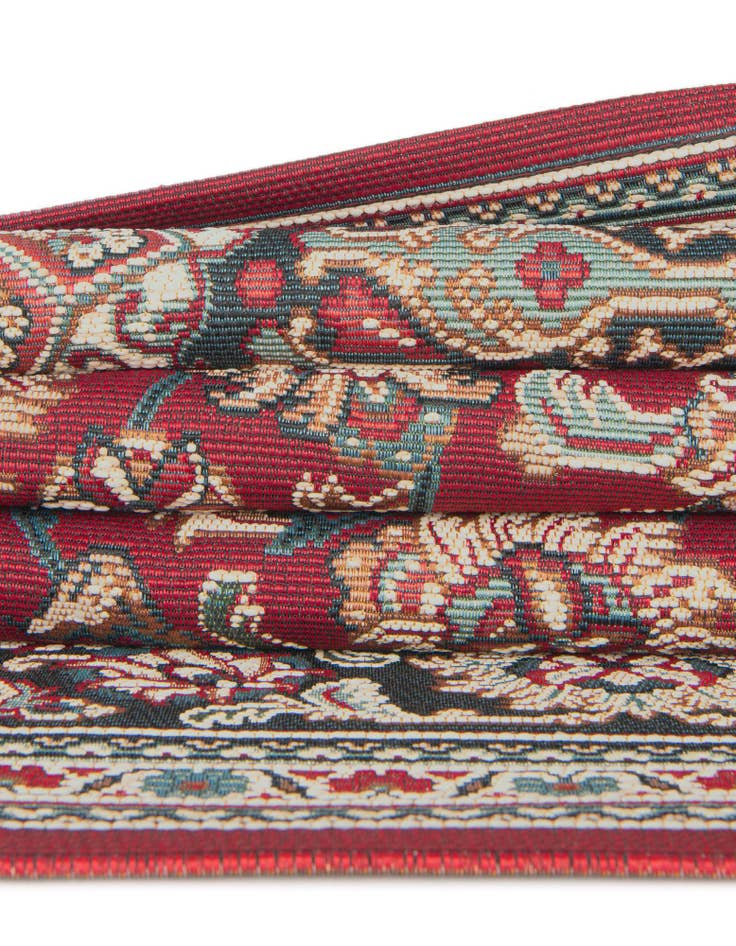 Detail image of 4' 1 x 6' 1 Easy-Clean Traditional Indoor / Outdoor Rug